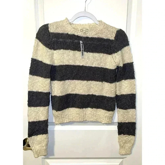 NWT PacSun Kirra Striped Chunky Bauble Knit Sweater Ivory Grey Size Xsmall - Picture 1 of 5